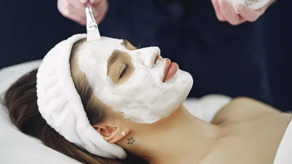 Como usar uma máscara facial: 6 erros a evitar