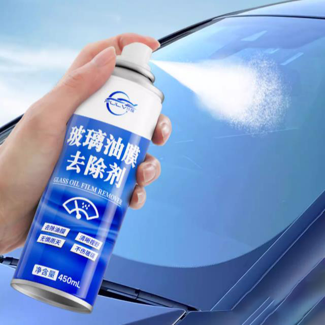 Aeross&oacute;is de produtos automotivos