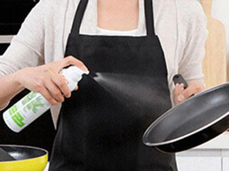 Máquina e soluções para produção e enchimento de spray de óleo comestível