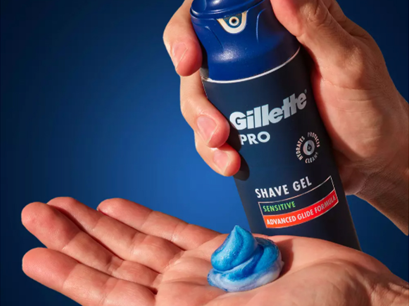 Máquina e soluções para produção e enchimento de gel de barbear