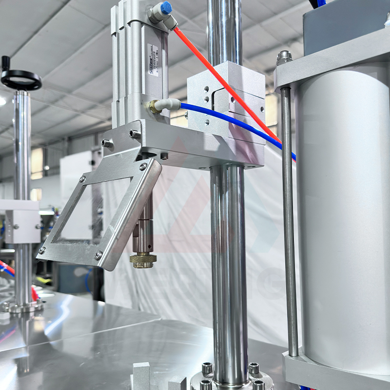 Máquina de preenchimento de gás de butano semi-automática 
