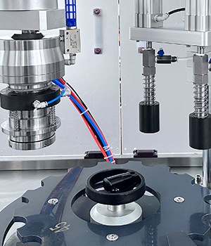 M&aacute;quina de enchimento autom&aacute;tica de aerossol Bov (1)
