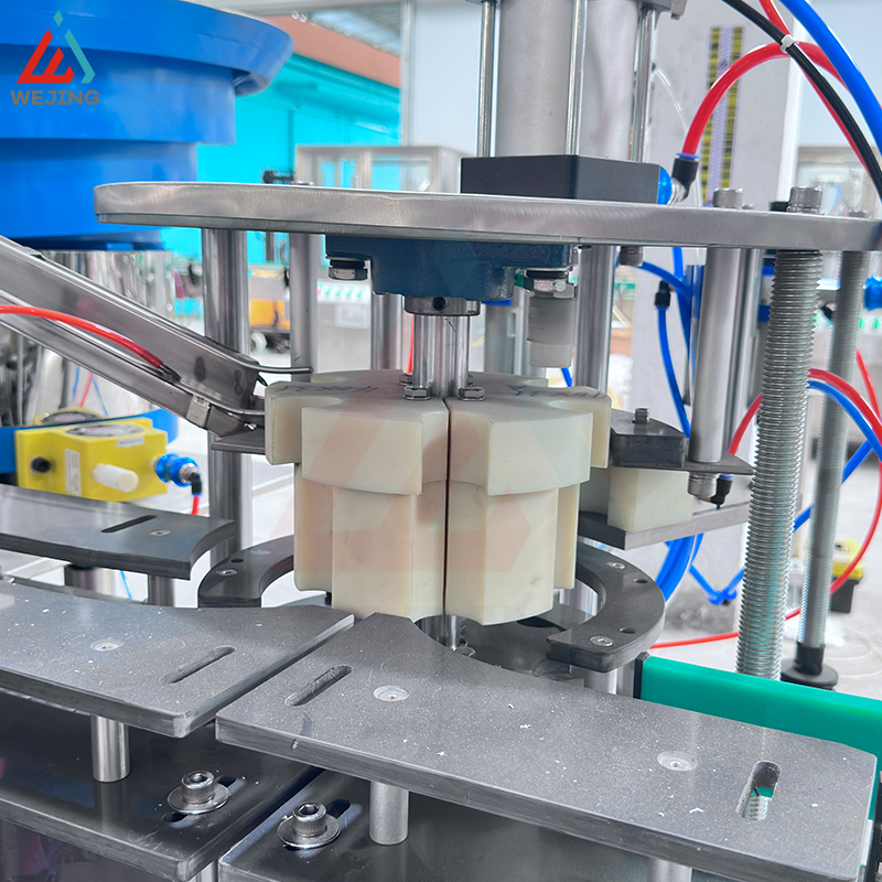 Máquina de enchimento automática de aerossol QGJ50 4 em 1 automática